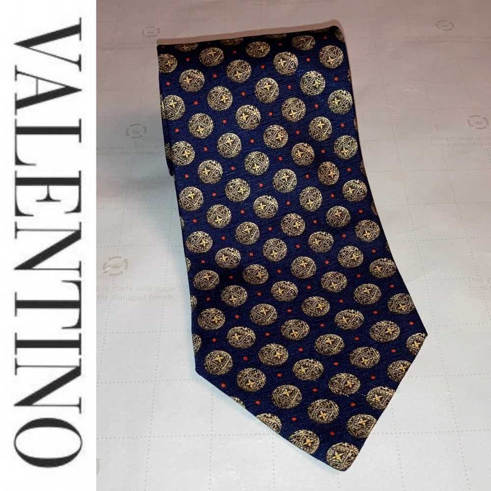❌💰SOLD💰❌Vintage VALENTINO Necktie EUC Silk Tie